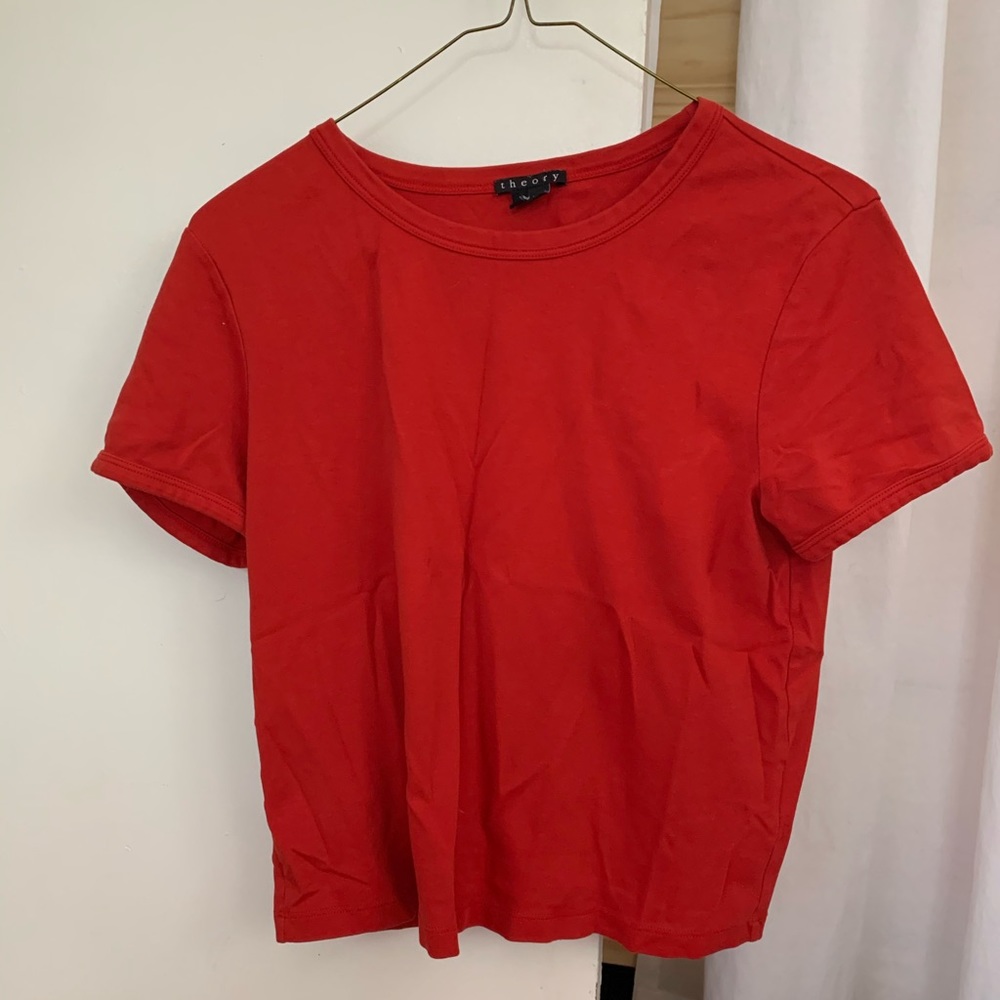Plain red tee